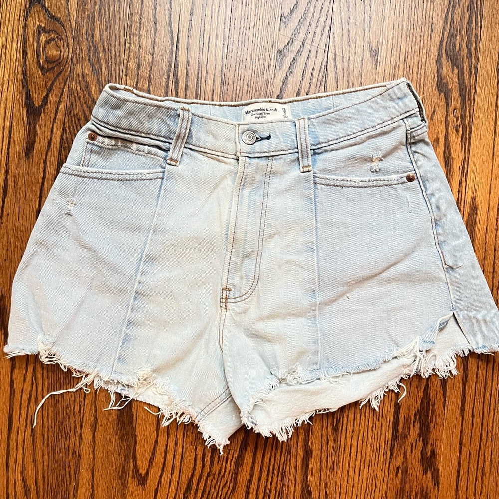 Abercrombie & Fitch The Cutoff Short High Rise
